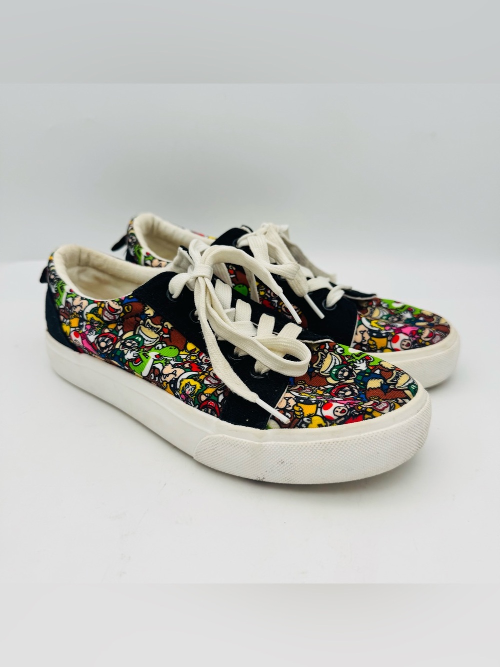 Super Mar!o Brothers Print Lace-Up Sneakers, youth 4